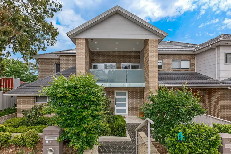 2/2 Homelands Avenue, Carlingford NSW 2118
