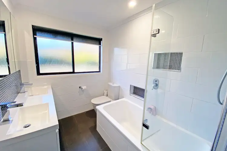 Fifth view of Homely house listing, 5 Coramba Court, Portland VIC 3305