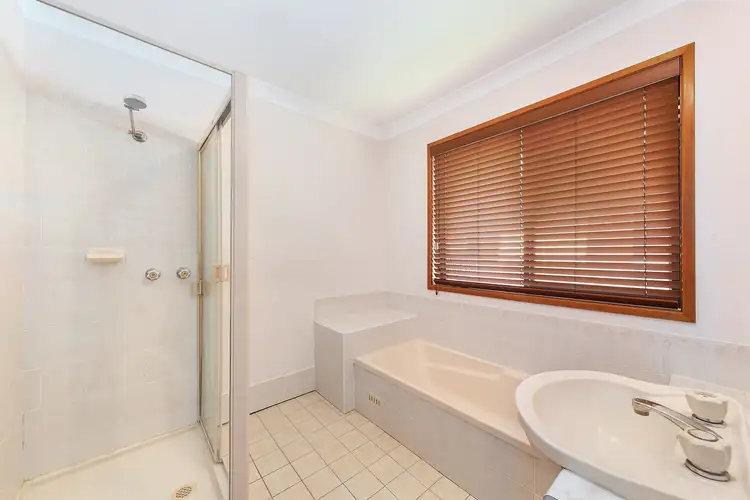 Sixth view of Homely house listing, 32 Gymea Close, Garden Suburb NSW 2289