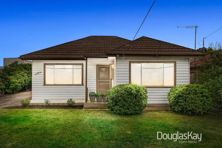 9 Drake Street, Sunshine North VIC 3020