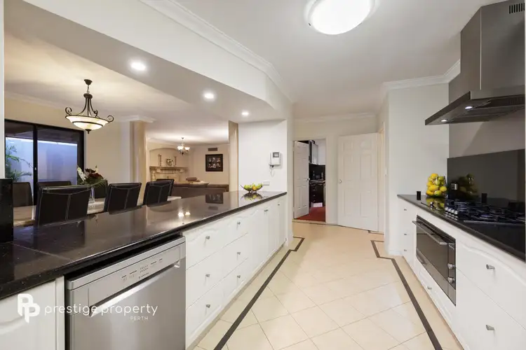 Sixth view of Homely house listing, 1 Georges Close, Kallaroo WA 6025