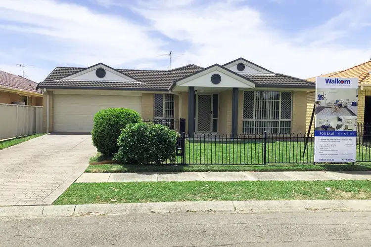 33 Churchill Circuit, Hamilton South NSW 2303