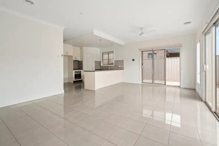 Sixth view of Homely house listing, 32 Caruana Crescent, Harkness VIC 3337