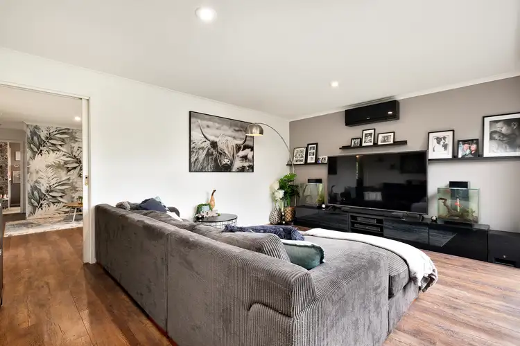 Fifth view of Homely house listing, 19 Sunny Park Close, Gisborne VIC 3437