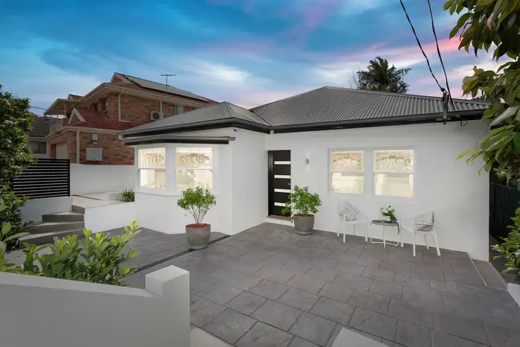 7 Macquarie Road, Earlwood NSW 2206