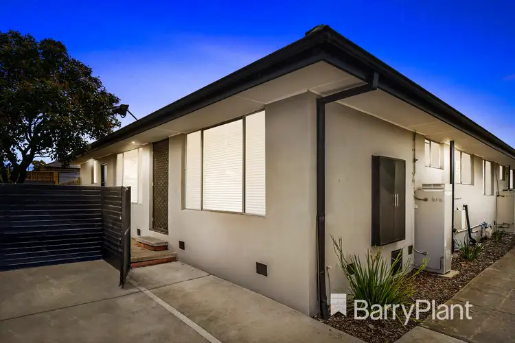 1/24 Conrad Street, St Albans VIC 3021