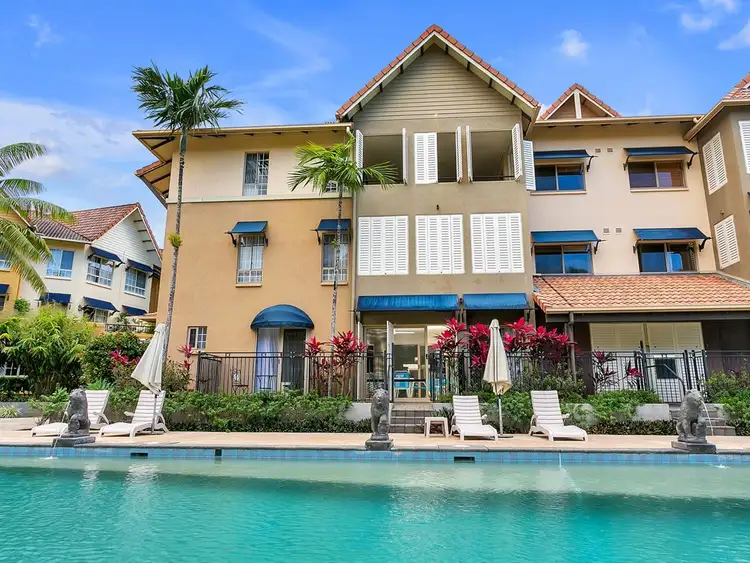 901/2-10 Greenslopes Street, Cairns North QLD 4870