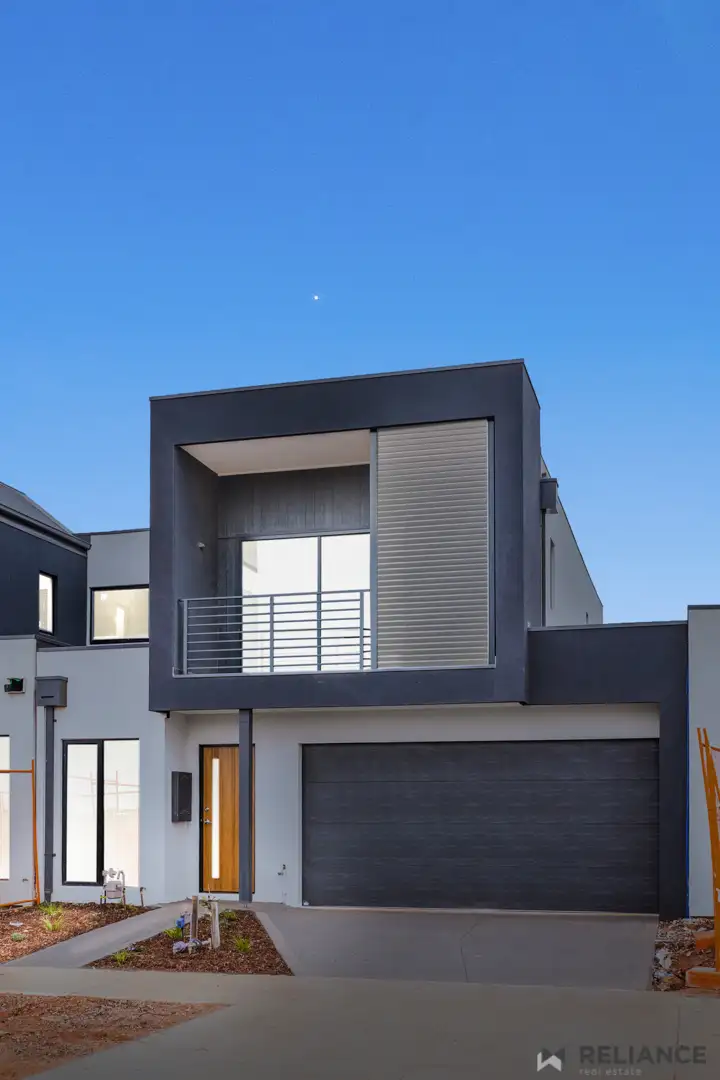 24 Becontree Crescent, Strathtulloh VIC 3338