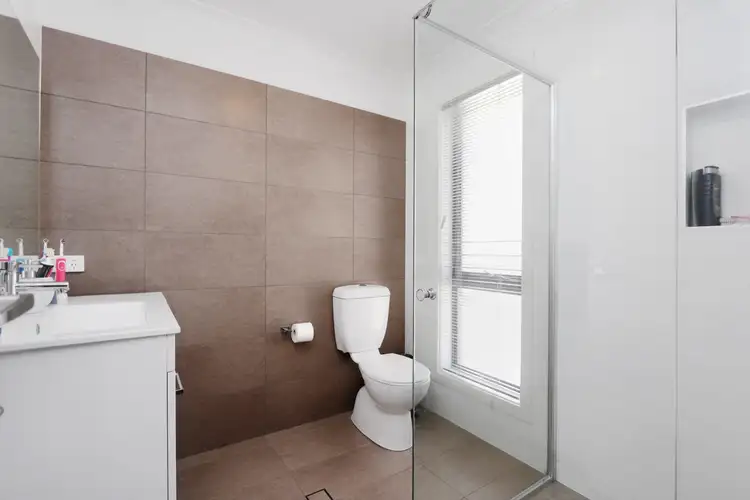 Seventh view of Homely house listing, 32 Barry Crescent, Goulburn NSW 2580