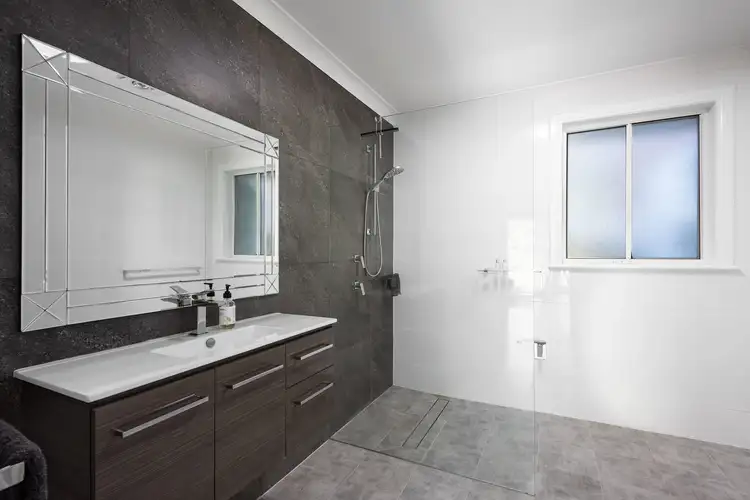 Sixth view of Homely house listing, 2/2 Lincoln Crescent, Bonnet Bay NSW 2226