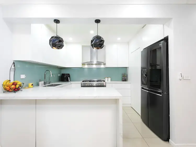 1E Berry Park Way, Mount Colah NSW 2079