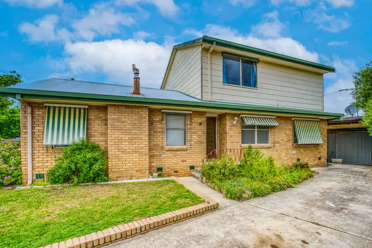 Main view of Homely house listing, 10 Glenview Avenue, Wodonga VIC 3690
