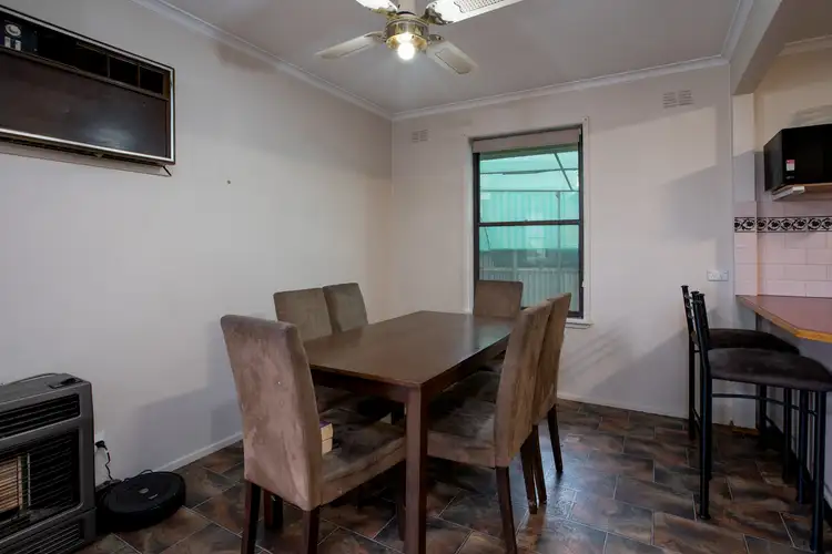 Sixth view of Homely house listing, 10 Glenview Avenue, Wodonga VIC 3690