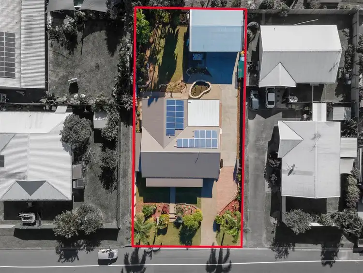 160 Robert Road, Bentley Park QLD 4869