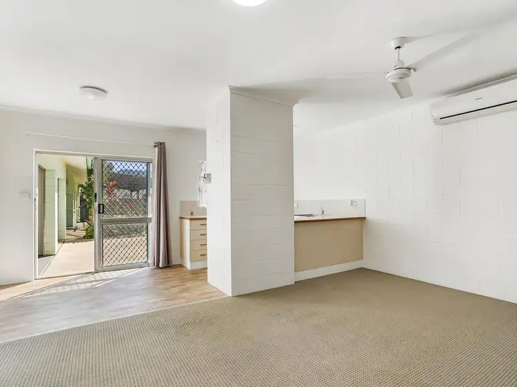 Main view of Homely semi-detached listing, 1/5 Ireland Cres, Whitfield QLD 4870