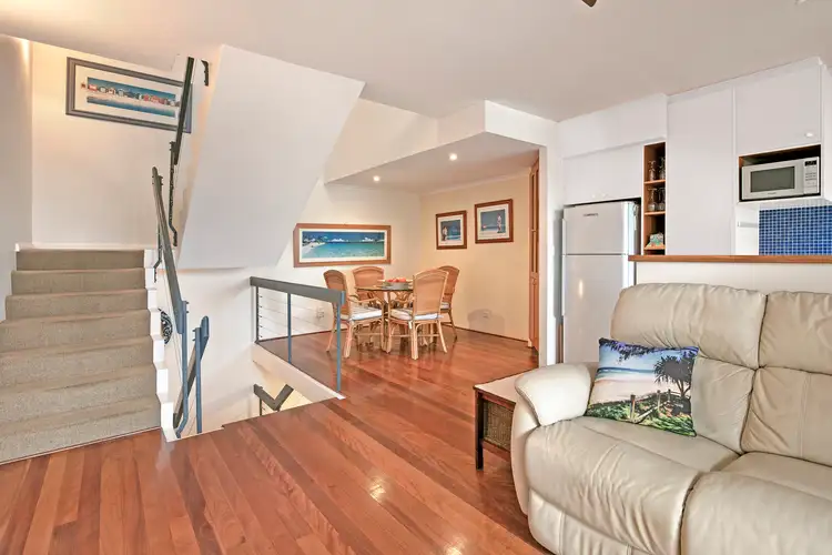 Sixth view of Homely unit listing, 23/2-4 Beach Street, Curl Curl NSW 2096