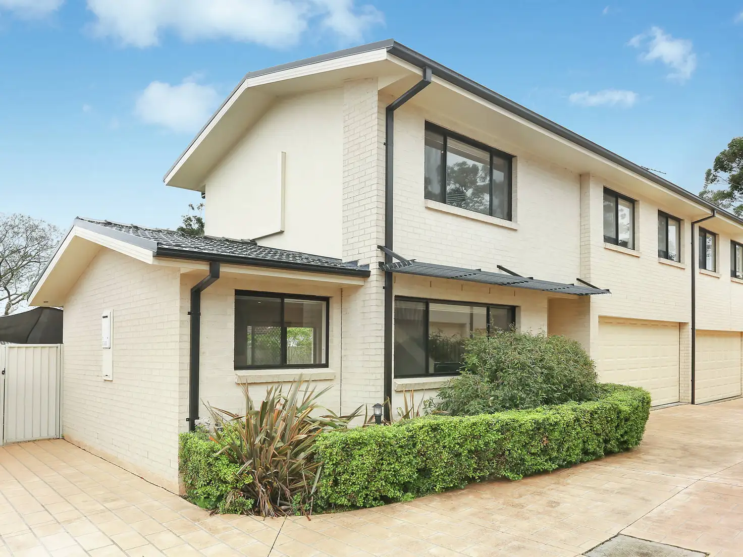 Main view of Homely townhouse listing, 5/404 Forest Road, Kirrawee NSW 2232