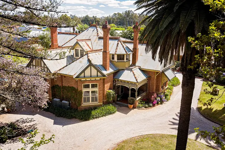 12 Tyler Street, Echuca VIC 3564