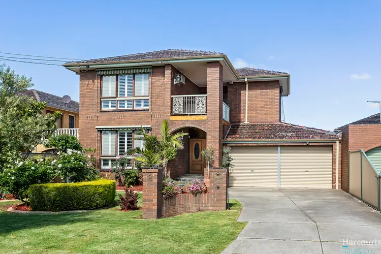 2 Lipscomb Court, Reservoir VIC 3073