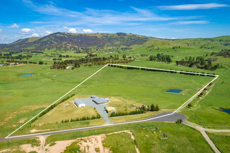 97 Finlay Place, Burra NSW 2620