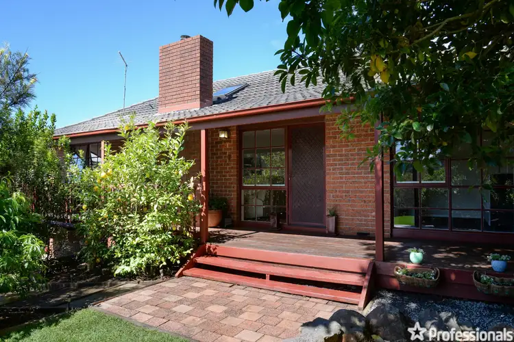 3 Capri Close, Seville VIC 3139