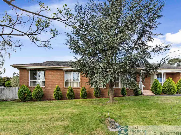 Second view of Homely house listing, 27 Essex Park Drive, Endeavour Hills VIC 3802