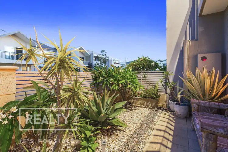Second view of Homely house listing, 4 Fenian Pass, Hillarys WA 6025