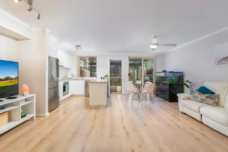 17/28 MacPherson Street, Warriewood NSW 2102