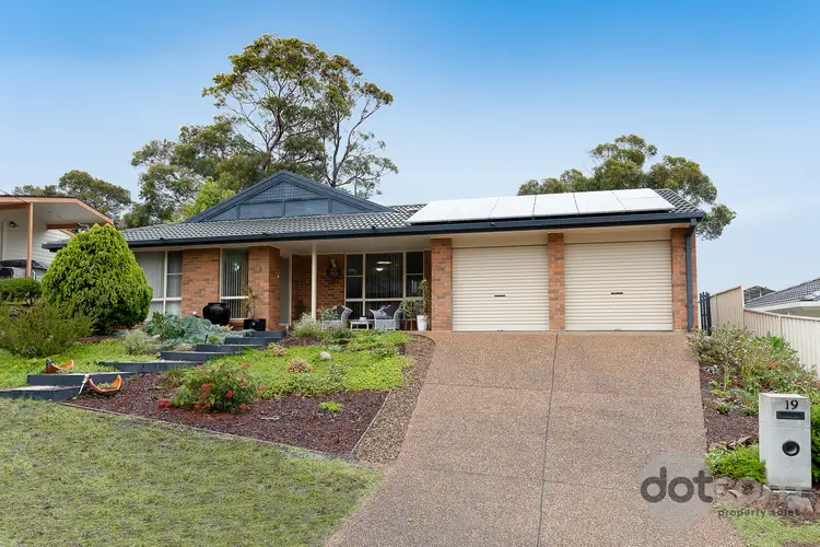 19 Bolton Close, Bolton Point NSW 2283