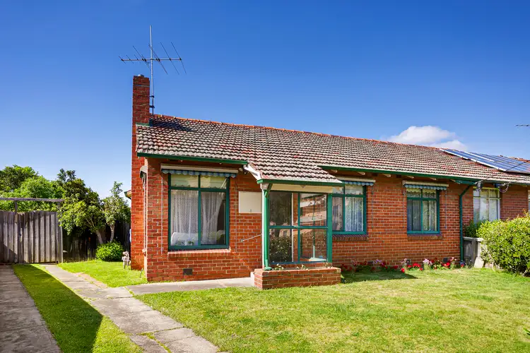 27 Churchill Avenue, Ascot Vale VIC 3032