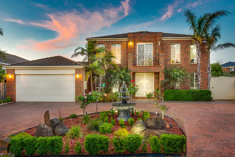 8 Apollo Court, Hillside VIC 3037