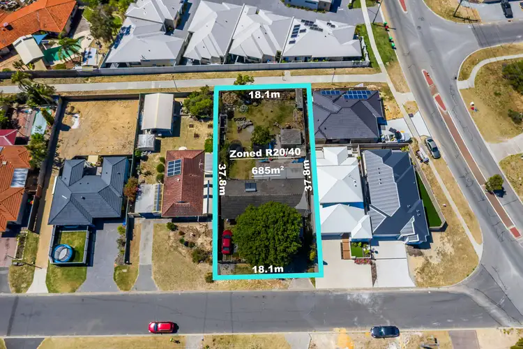 3 Macedon Place, Craigie WA 6025