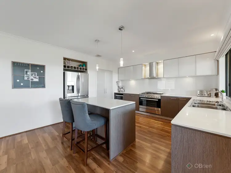 Second view of Homely house listing, 5 Short Road, Hampton Park VIC 3976