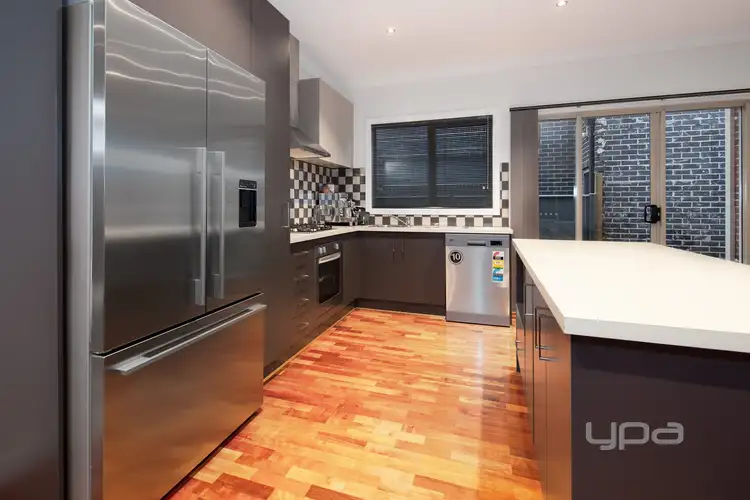 Third view of Homely house listing, 3 Seddon Place, Caroline Springs VIC 3023