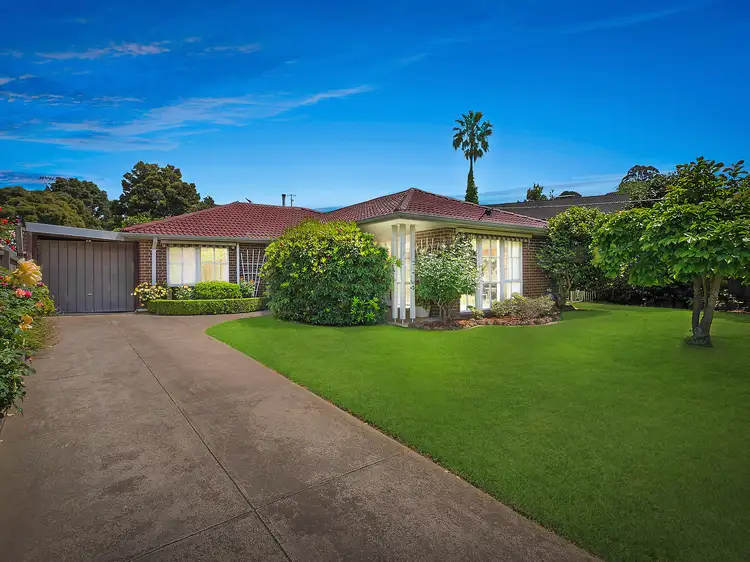 111 Delta Road, Greensborough VIC 3088