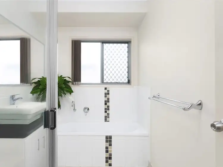Fifth view of Homely house listing, 9 Jamie Crescent, Gracemere QLD 4702