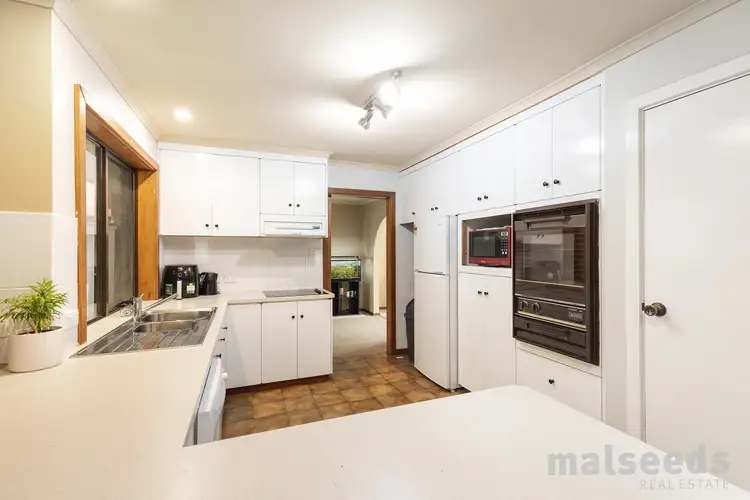 Fifth view of Homely house listing, 6 Eltolla Court, Mount Gambier SA 5290