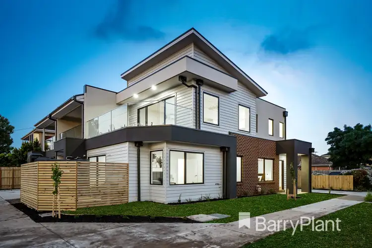 1/64 Conrad Street, St Albans VIC 3021
