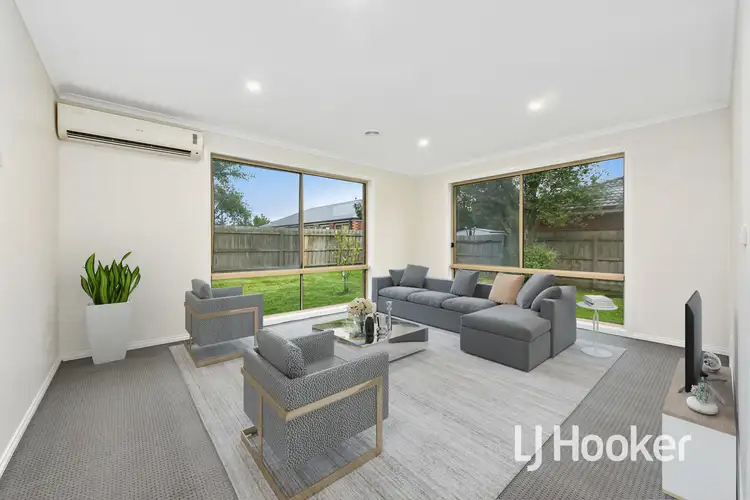 Third view of Homely house listing, 5 Mason Mews, Pakenham VIC 3810