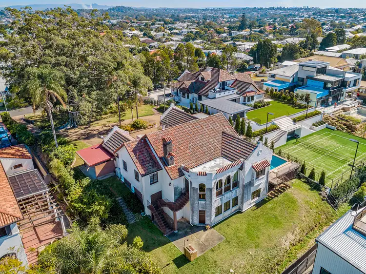 31 MacKay Street, Windsor QLD 4030