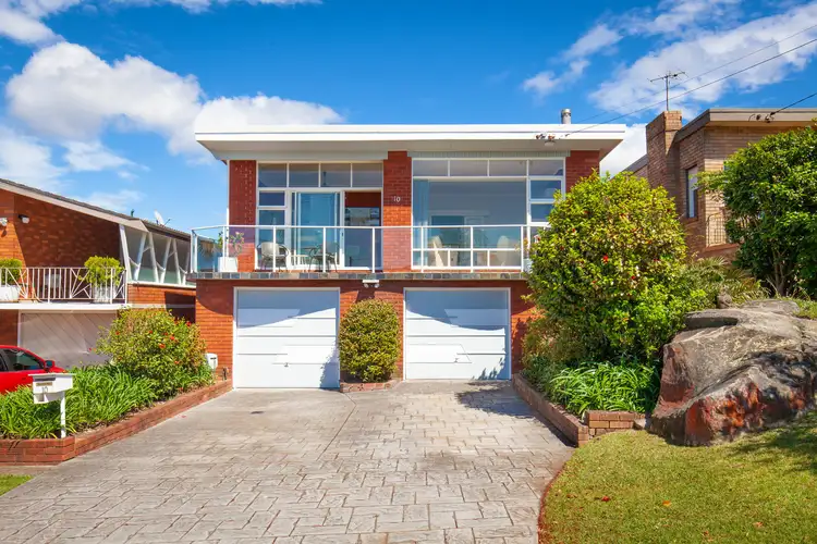 10 Connaught Street, Narraweena NSW 2099