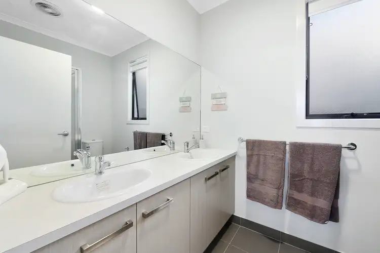 Fourth view of Homely house listing, 18 Oleary Walk, Charlemont VIC 3217