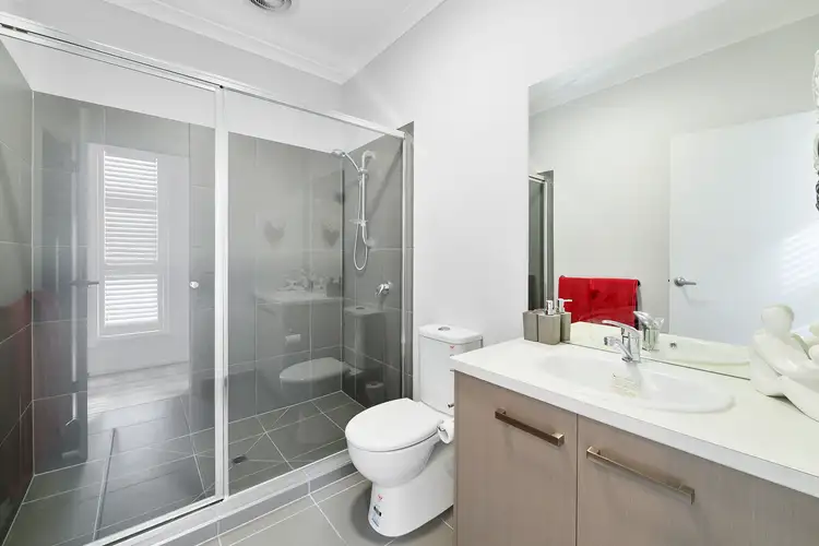 Fifth view of Homely house listing, 18 Oleary Walk, Charlemont VIC 3217