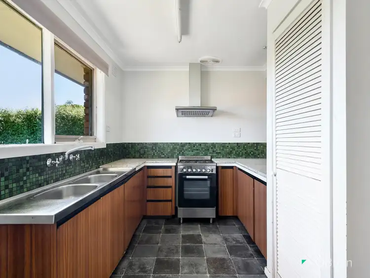 Fifth view of Homely house listing, 33 Lucerne Crescent, Frankston VIC 3199