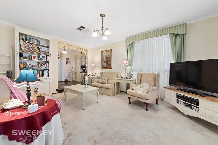Third view of Homely house listing, 9 Elora Court, St Albans VIC 3021