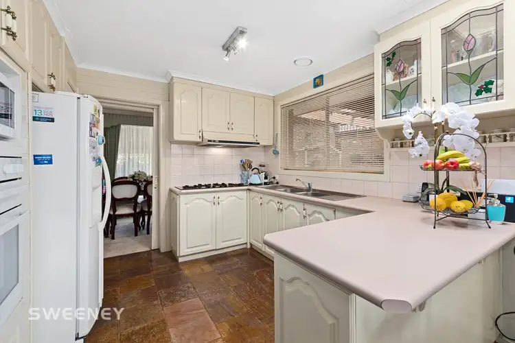 Fourth view of Homely house listing, 9 Elora Court, St Albans VIC 3021