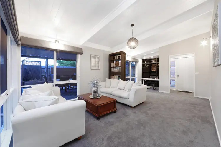 Fifth view of Homely house listing, 10 Crusoe Drive, Lysterfield VIC 3156