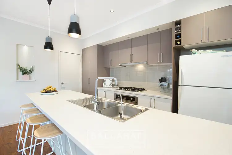 Third view of Homely house listing, 7 Oxley Bend, Alfredton VIC 3350