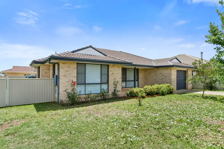 4 Gregory Close, Tamworth NSW 2340