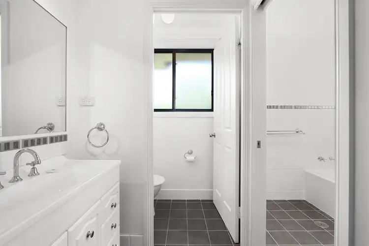 Fourth view of Homely house listing, 4 Gregory Close, Tamworth NSW 2340